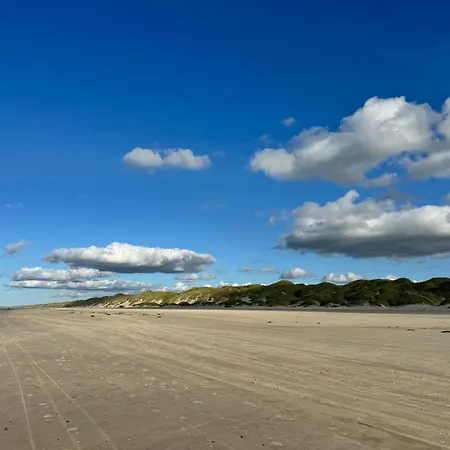 Veludstyret I Unik 350 M Fra Laekker Badestrand - Helarsbolig Сальтум