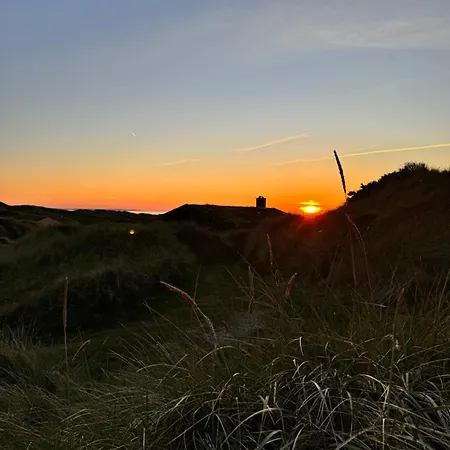 Дом отдыха Veludstyret I Unik 350 M Fra Laekker Badestrand - Helarsbolig