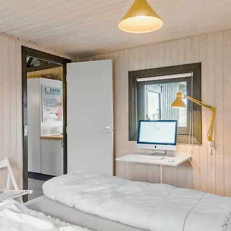 Veludstyret I Unik 350 M Fra Laekker Badestrand - Helarsbolig Semesterbostad *