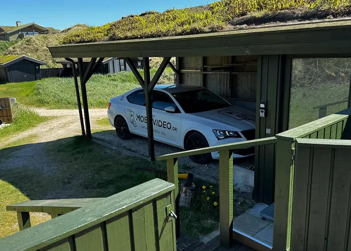Holiday home Veludstyret I Unik 350 M Fra Laekker Badestrand - Helarsbolig