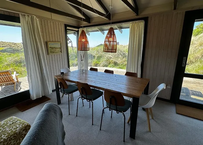 Holiday home Veludstyret I Unik 350 M Fra Laekker Badestrand - Helarsbolig *