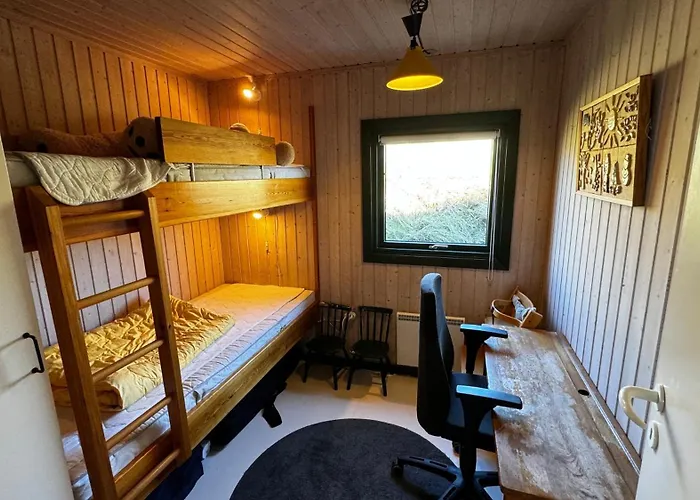Veludstyret I Unik 350 M Fra Laekker Badestrand - Helarsbolig *