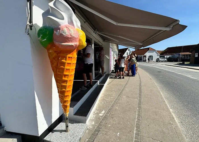 Veludstyret I Unik 350 M Fra Laekker Badestrand - Helarsbolig